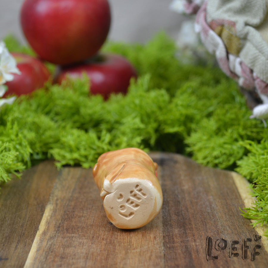 Tiny Capybara with Apple 3