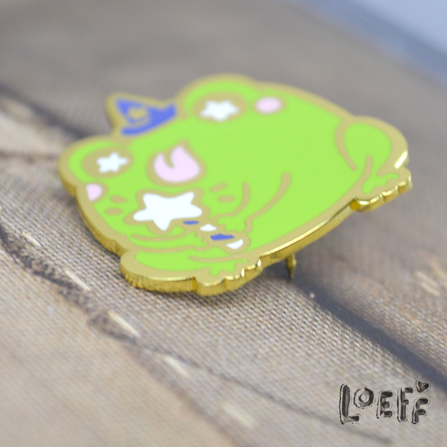 Magic Froggy Pin