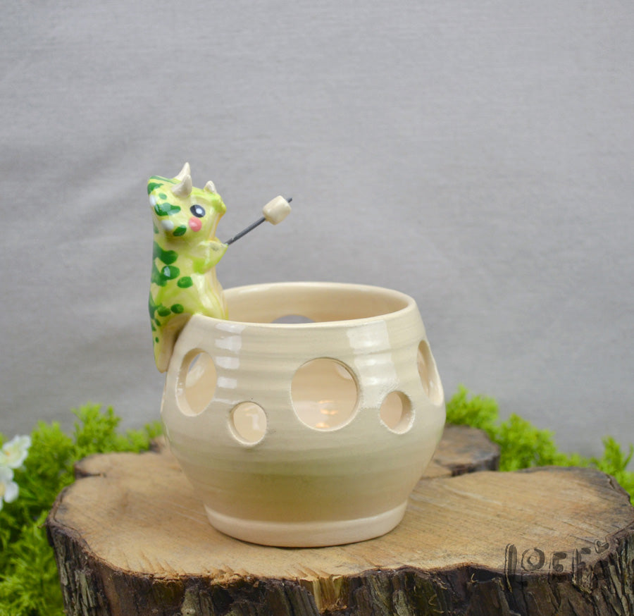 Marshmallow Light Triceratops