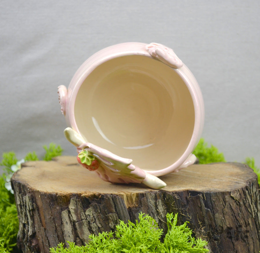 Planter Strawberry Cow