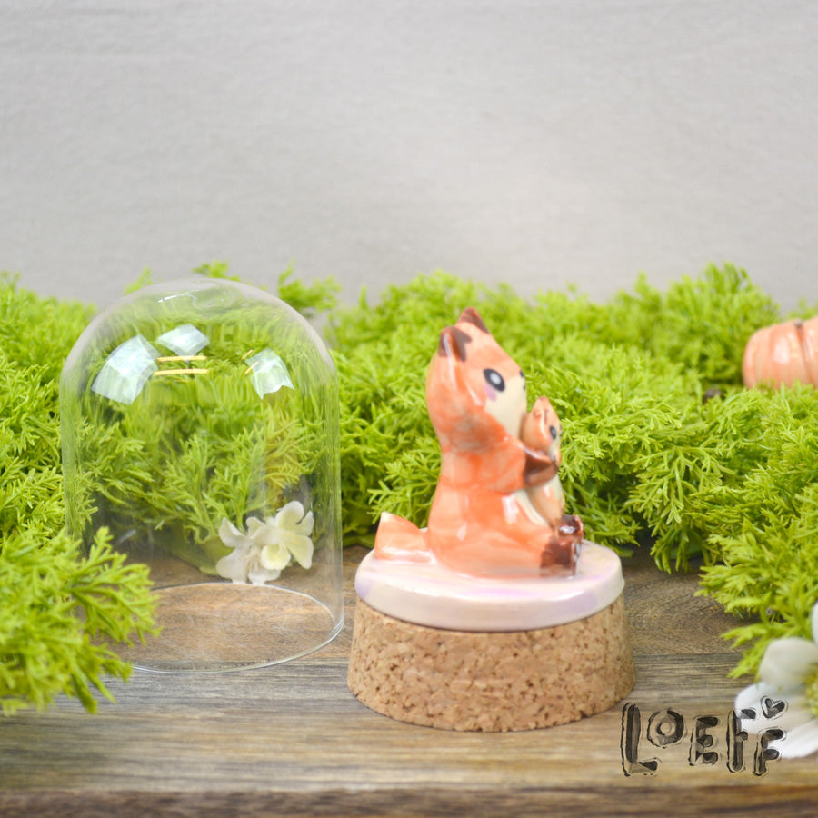 Showstopper Loeff Small Dome Fox and Baby Fox