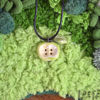 Loeff necklace Green Apple