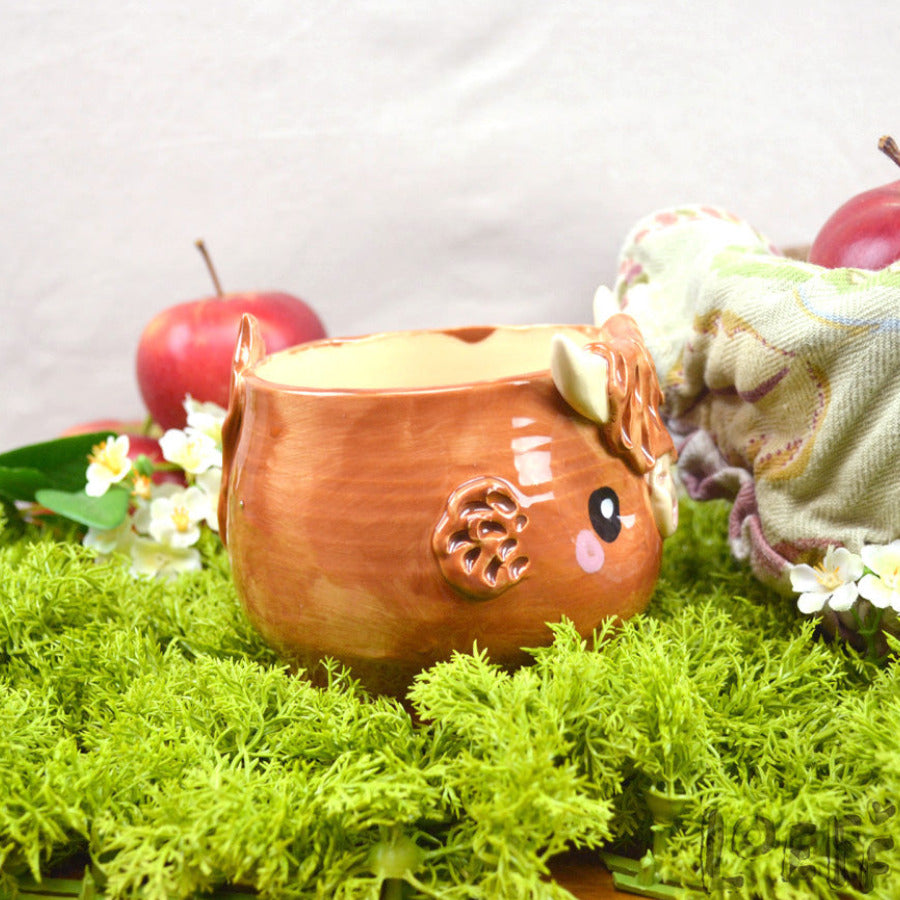 Planter Highland Cow Dark