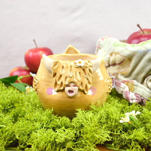 Planter Highland Cow Fringe