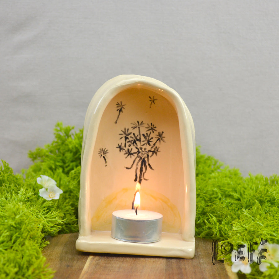 Loeff Shrine Dandelion Standing