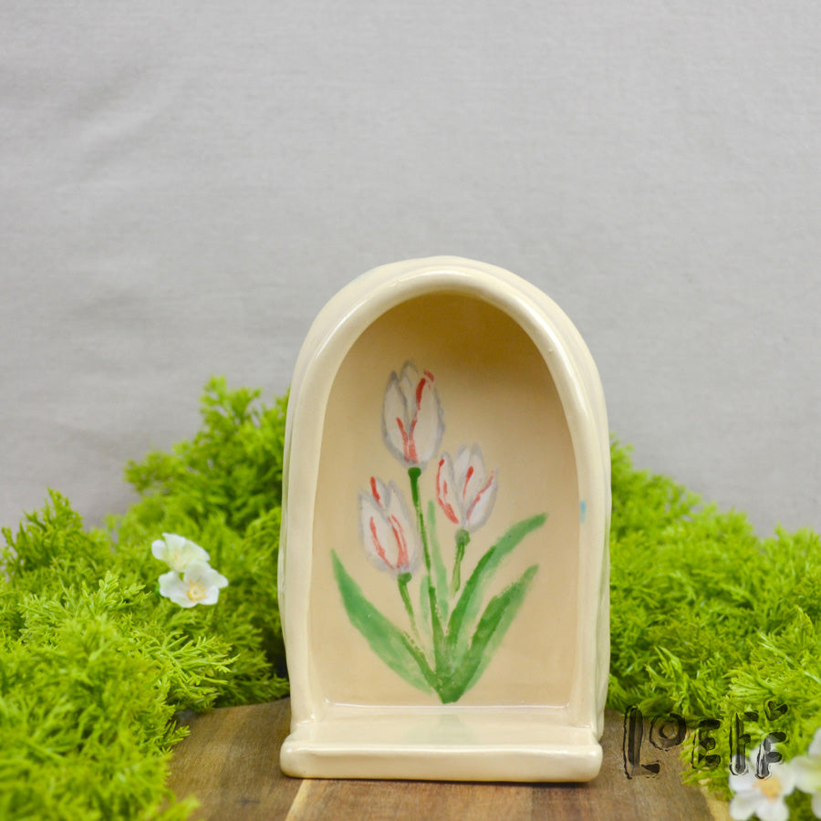 Loeff Shrine Tulip
