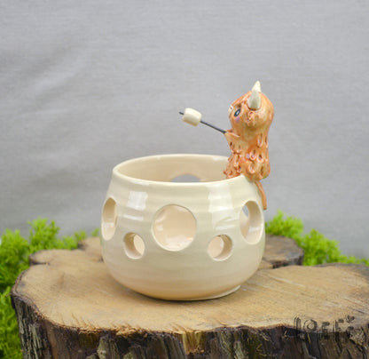 Marshmallow Light Highland Cow 2