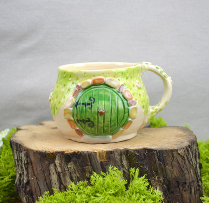 Meadow Mug Green Door + Pie