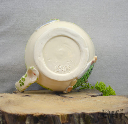 Meadow Mug Green Door + Pie