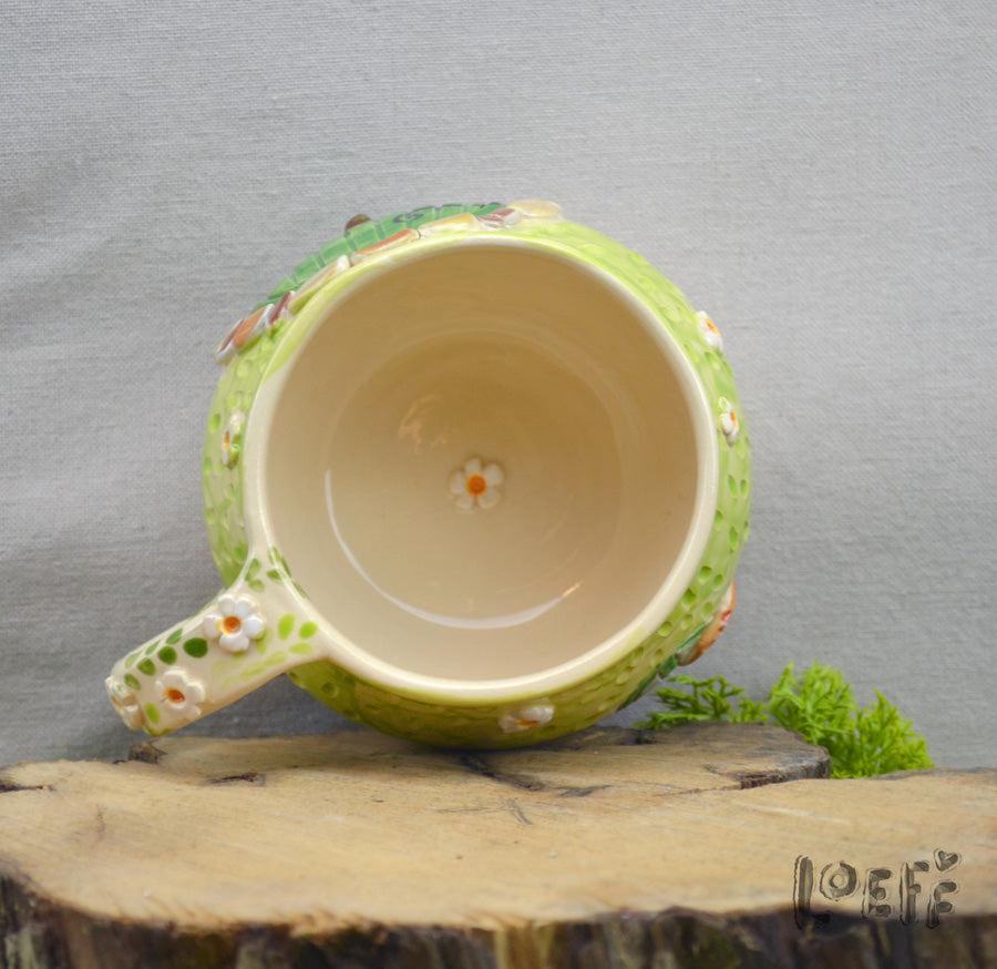 Meadow Mug Green Door + Pie