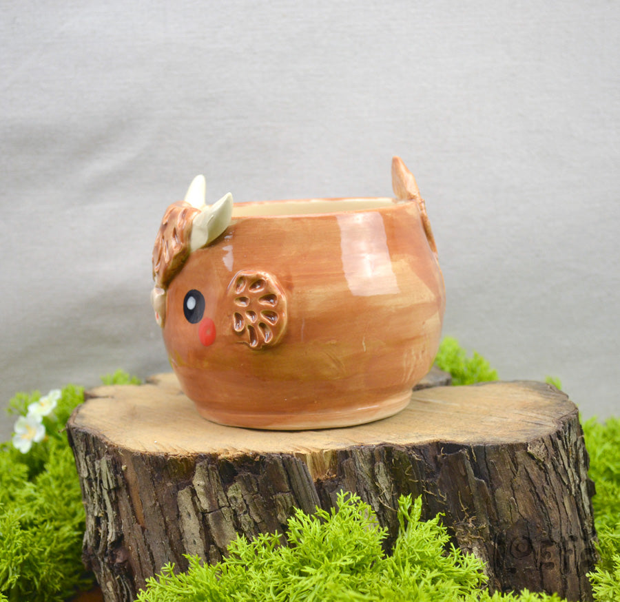 Planter Highland Cow Red Cheeks