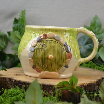 Meadow Mug Dark Green Door Pie