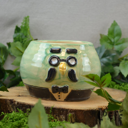 Planter Cafe Bird 2