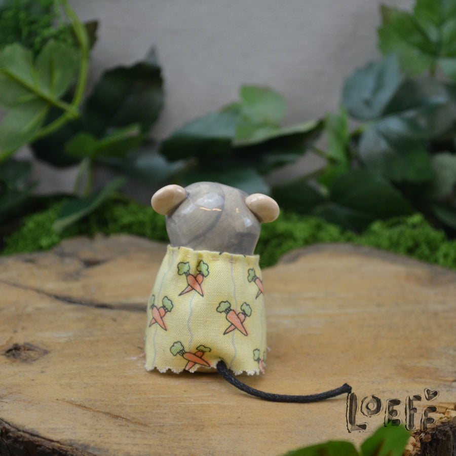 Tiny Mouse with Cape Light Grey