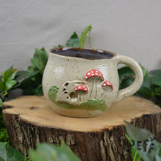 3D Loeff Mug Skull with Mushrooms 1