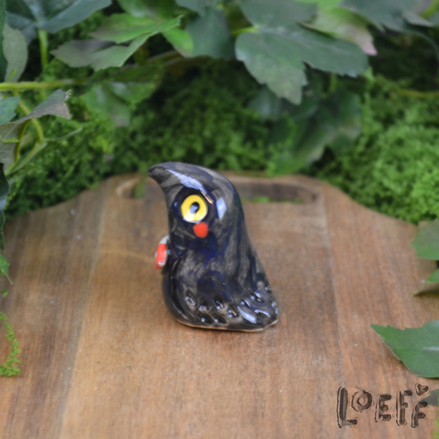 Tiny Crow with Knife 2