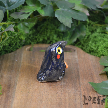 Tiny Crow with Knife 2