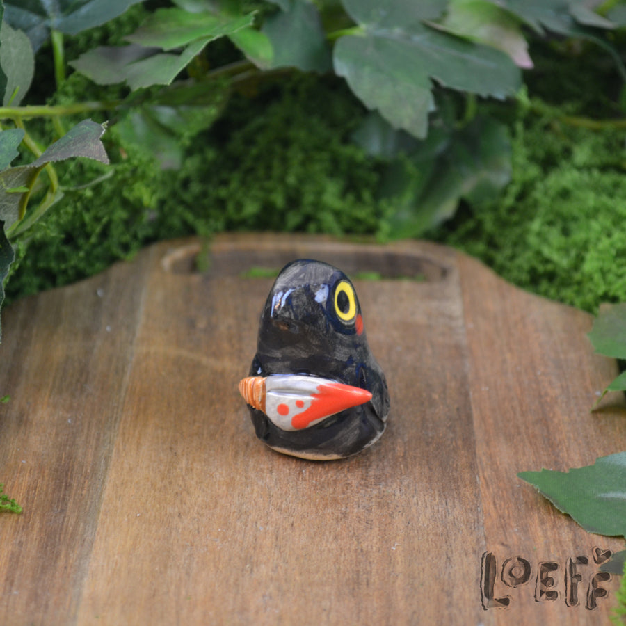 Tiny Crow with Knife 1