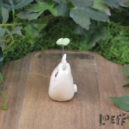 Tiny Toto with Leaf 2