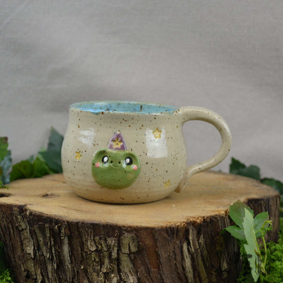3D Loeff Mug Wizard Frog 1