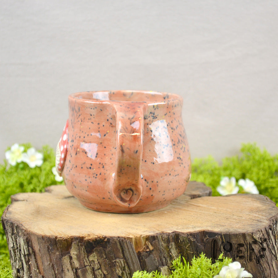 The 3D Loeff Mug Mushroom on Speckled Brown