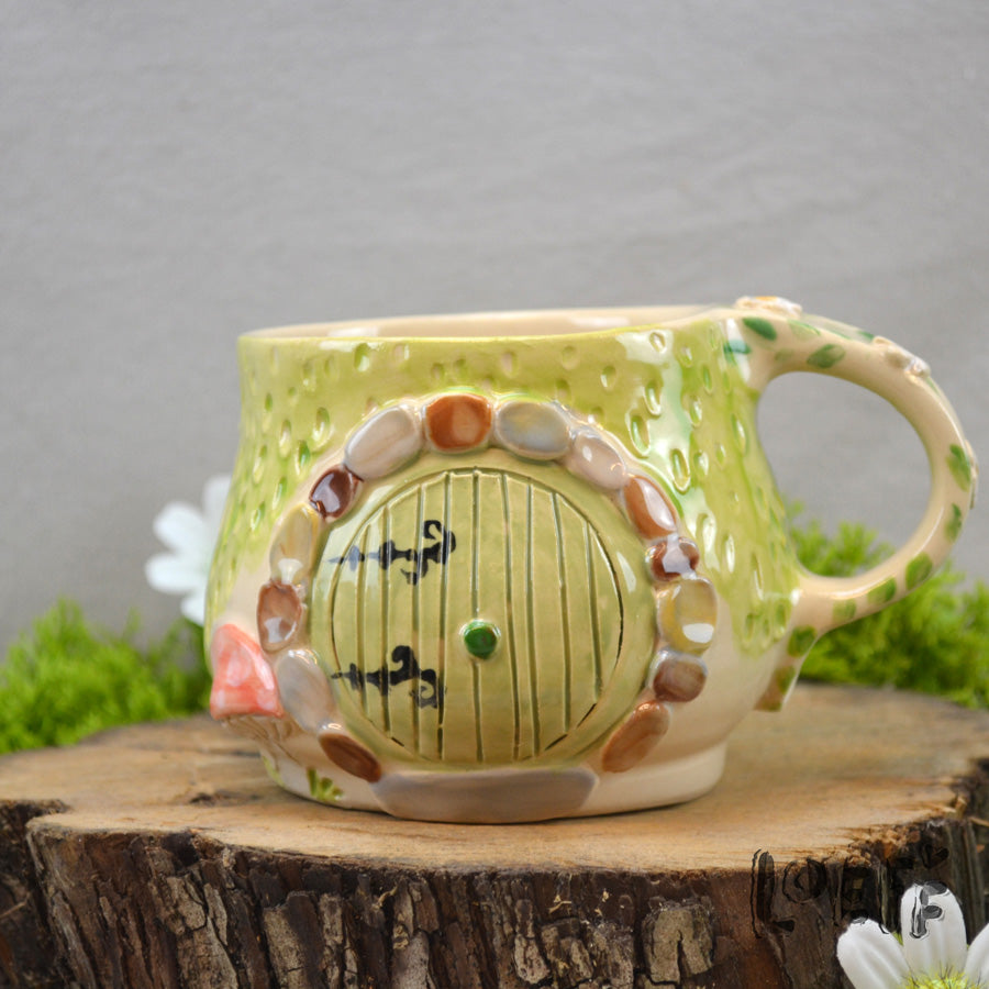Loeffly Meadow Mug Green Door + Mushrooms