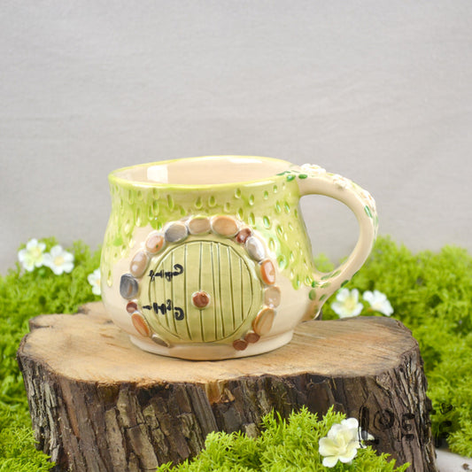 Loeffly Meadow Mug Green Door Pie