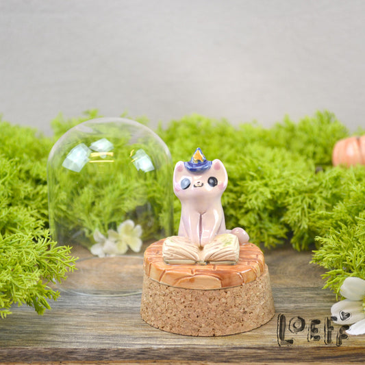 Showstopper Loeff Small Dome Reading Witches Cat