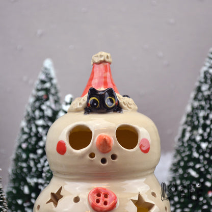 Snowpoppy Cat Under Hat