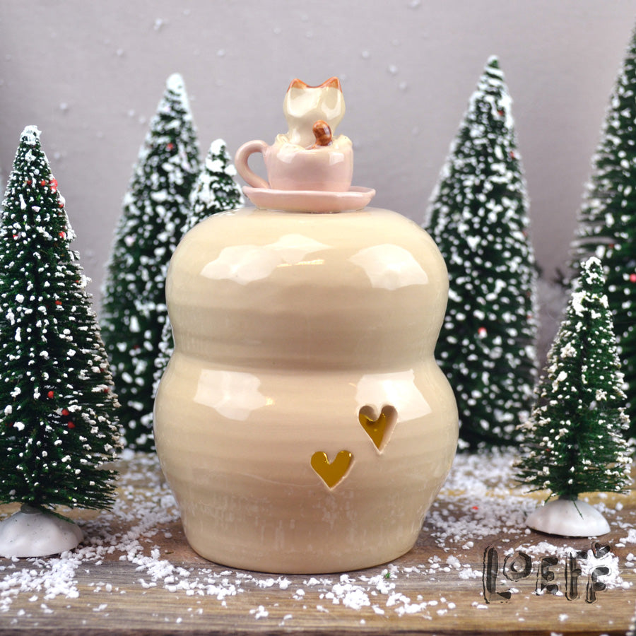 Snowpoppy Cinnamon Bun