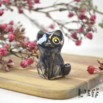Loeff Tiny Black Cat