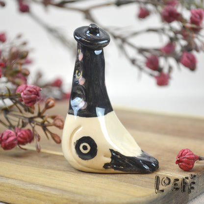 Loeff Tiny Korean Bird